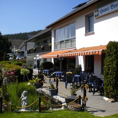 Hotel Pension Haus Berghof Hellenthal Exterior photo